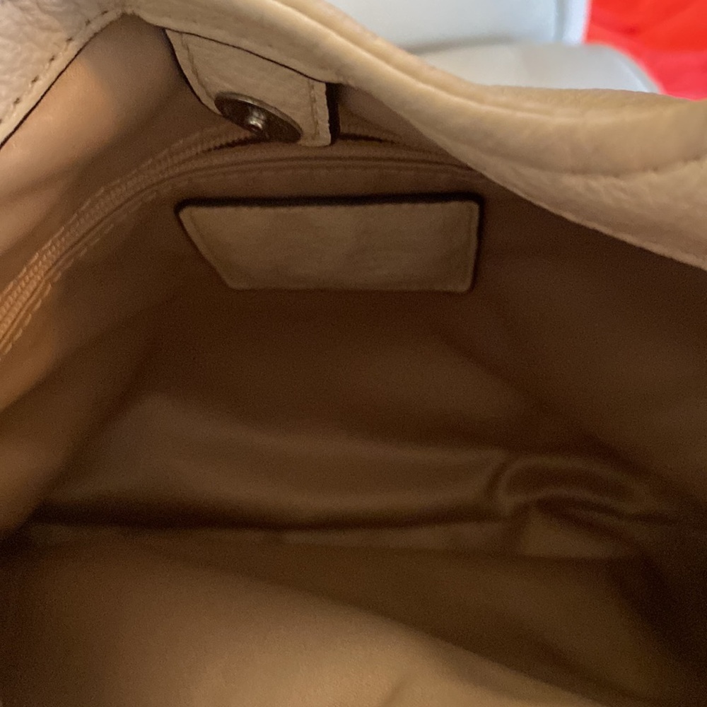 Coach Cream Shoulder Bag - Picture 11 of 13